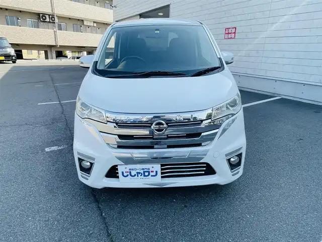 日産 デイズ ハイウェイスターX 岡山県 2014(平26)年 8.4万km パール (株)IDOMが運営する【じしゃロン岡山店】の自社ローン専用車両です。こちらは現金またはオートローンご利用時の価格です。 自社ローンご希望の方は別途その旨お申し付け下さい/＊ナビ（CD/DVD/SD/BT）/＊フルセグTV/＊バックカメラ/＊プッシュスタート/＊ドラレコ