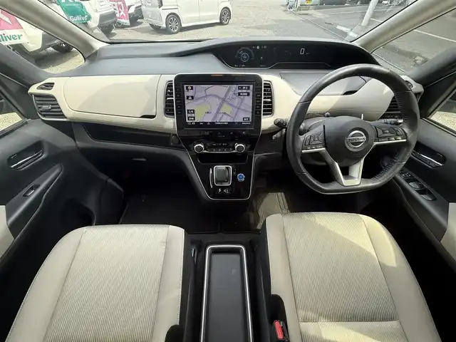 日産 セレナ e－パワー ハイウェイスター V 千葉県 2020(令2)年 6.4万km ブリリアントホワイトパール 純正SDナビ/ (フルセグTV/CD/DVD/BD/Bluetooth)/ワンオーナー/全方位バックカメラ/両側パワースライド/ドライブレコーダー/インテリジェントクルーズコントロール/インテリジェントエマージェンシーブレーキ/ETC/前後コーナーセンサー/ステアリングスイッチ/三列シート/純正LEDヘッドライト/オートライト/スマートキー/スペアキー/保証書/取扱説明書あり