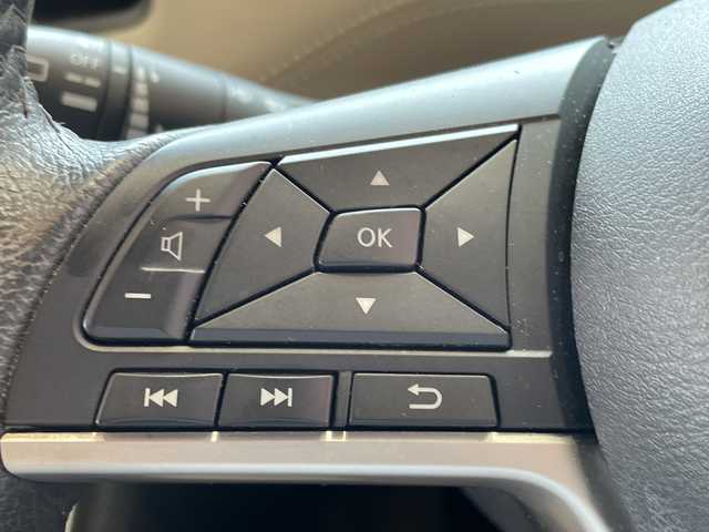 日産 セレナ e－パワー ハイウェイスター V 埼玉県 2020(令2)年 6.4万km ブリリアントホワイトパール エマージェンシーブレーキ/純正10インチSDナビ/　　CD/DVD/BT/フルセグ/アラウンドビューモニター/両側パワースライド/クルーズコントロール/純正LEDオートライト/純正15インチアルミホイール/ステアリングスイッチ/ETC