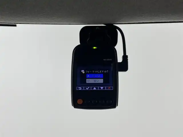 ダイハツ タント X SA Ⅲ 埼玉県 2017(平29)年 6.1万km ファイアークォーツレッドM 社外ナビ/(USB/Bluetooth/CD/DVD/ipod/AM/FM)/地デジフルセグ/バックカメラ/前方ドライブレコーダー/ETC/片側パワースライドドア/運転席シートヒーター/オートマチックハイビーム/衝突軽減ブレーキ/電動格納ミラー/パワーモード/プッシュスタート/ステアリングリモコン/社外フロアマット/純正ドアバイザー/155/65R14×4サマータイヤ車載