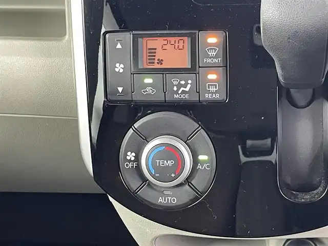 ダイハツ タント X SA Ⅲ 埼玉県 2017(平29)年 6.1万km ファイアークォーツレッドM 社外ナビ/(USB/Bluetooth/CD/DVD/ipod/AM/FM)/地デジフルセグ/バックカメラ/前方ドライブレコーダー/ETC/片側パワースライドドア/運転席シートヒーター/オートマチックハイビーム/衝突軽減ブレーキ/電動格納ミラー/パワーモード/プッシュスタート/ステアリングリモコン/社外フロアマット/純正ドアバイザー/155/65R14×4サマータイヤ車載