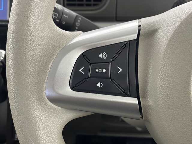 ダイハツ タント X SA Ⅲ 沖縄県 2017(平29)年 6.1万km ファイアークォーツレッドM 社外ナビ(MDV-D504BTW)/(USB/Bluetooth/CD/DVD/ipod/AM/FM)/地デジフルセグ/バックカメラ/前方ドライブレコーダー/ETC/片側パワースライドドア/運転席シートヒーター/オートマチックハイビーム/衝突軽減ブレーキ/電動格納ミラー/パワーモード/プッシュスタート/ステアリングリモコン/社外フロアマット/純正ドアバイザー/155/65R14×4サマータイヤ車載