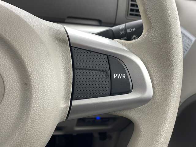 ダイハツ タント X SA Ⅲ 沖縄県 2017(平29)年 6.1万km ファイアークォーツレッドM 社外ナビ(MDV-D504BTW)/(USB/Bluetooth/CD/DVD/ipod/AM/FM)/地デジフルセグ/バックカメラ/前方ドライブレコーダー/ETC/片側パワースライドドア/運転席シートヒーター/オートマチックハイビーム/衝突軽減ブレーキ/電動格納ミラー/パワーモード/プッシュスタート/ステアリングリモコン/社外フロアマット/純正ドアバイザー/155/65R14×4サマータイヤ車載