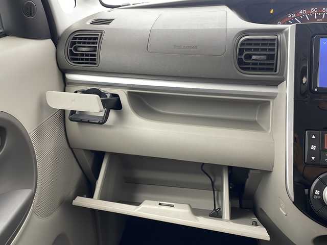 ダイハツ タント X SA Ⅲ 沖縄県 2017(平29)年 6.1万km ファイアークォーツレッドM 社外ナビ(MDV-D504BTW)/(USB/Bluetooth/CD/DVD/ipod/AM/FM)/地デジフルセグ/バックカメラ/前方ドライブレコーダー/ETC/片側パワースライドドア/運転席シートヒーター/オートマチックハイビーム/衝突軽減ブレーキ/電動格納ミラー/パワーモード/プッシュスタート/ステアリングリモコン/社外フロアマット/純正ドアバイザー/155/65R14×4サマータイヤ車載