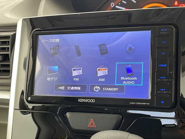 ダイハツ タント X SA Ⅲ 沖縄県 2017(平29)年 6.1万km ファイアークォーツレッドM 社外ナビ(MDV-D504BTW)/(USB/Bluetooth/CD/DVD/ipod/AM/FM)/地デジフルセグ/バックカメラ/前方ドライブレコーダー/ETC/片側パワースライドドア/運転席シートヒーター/オートマチックハイビーム/衝突軽減ブレーキ/電動格納ミラー/パワーモード/プッシュスタート/ステアリングリモコン/社外フロアマット/純正ドアバイザー/155/65R14×4サマータイヤ車載