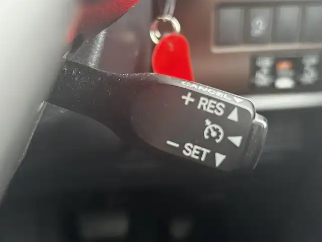 トヨタ エスクァイア Gi 福島県 2015(平27)年 6.9万km ボルドーマイカメタリック 純正ナビ（NSZT-Y64T）/（AM/FM/BT/CD/DVD/TV）/バックカメラ/クルーズコントロール/前席シートヒーター/両側パワースライドドア/ETC/ドライブレコーダー前後/LEDオートヘッドライト/純正15インチアルミ/スマートキー/プッシュスタート