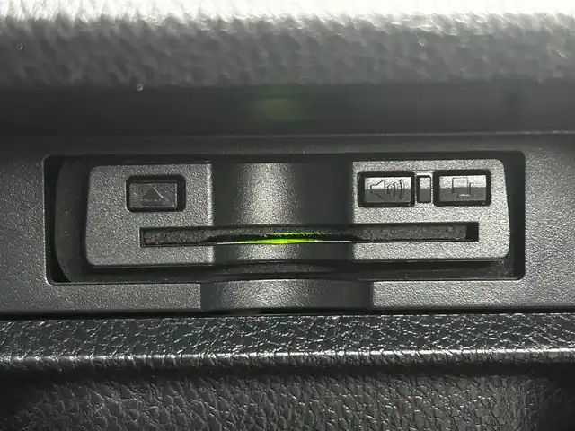 トヨタ エスクァイア Gi 福島県 2015(平27)年 6.9万km ボルドーマイカメタリック 純正ナビ（NSZT-Y64T）/（AM/FM/BT/CD/DVD/TV）/バックカメラ/クルーズコントロール/前席シートヒーター/両側パワースライドドア/ETC/ドライブレコーダー前後/LEDオートヘッドライト/純正15インチアルミ/スマートキー/プッシュスタート