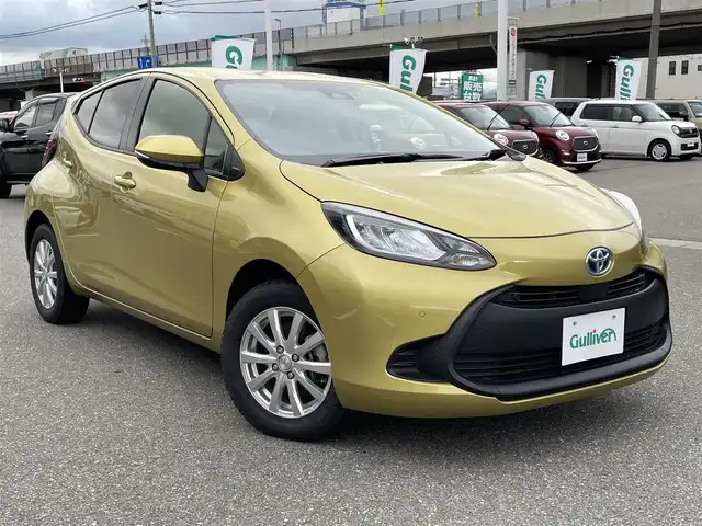 トヨタ アクア X 石川県 2022(令4)年 4.6万km ブラスゴールドメタリック 4WD/純正ディスプレイオーディオ/ナビ/バックカメラ/LEDヘッドライト/ETC/ドライブレコーダー/トヨタセーフティセンス/レーダークルーズ/クリアランスソナー/寒冷地仕様/社外アルミホイール/純正ホイール&夏タイヤ積み込み/保証書