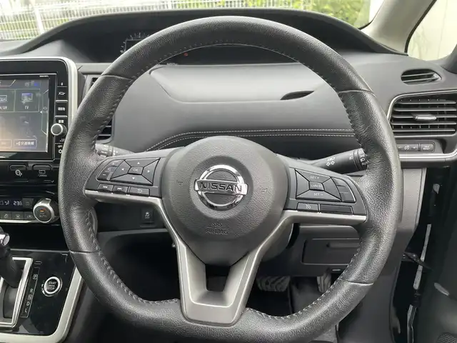 日産 セレナ ハイウェイスター Vセレクション 福島県 2018(平30)年 9.5万km ダイヤモンドブラック (株)IDOMが運営する【じしゃロン福島店】の自社ローン専用車両になります。こちらは現金またはオートローンご利用時の価格です。自社ローンご希望の方は別途その旨お申付け下さい/純正ＳＤナビ/アラウンドビューモニター/フルセグテレビ/フリップダウンモニター/クルーズコントロール/衝突軽減システム/パーキングアシスト/両側パワースライドドア/純正ドラレコ/コーナーセンサー/ハンズフリースライドドア/ＥＴＣ