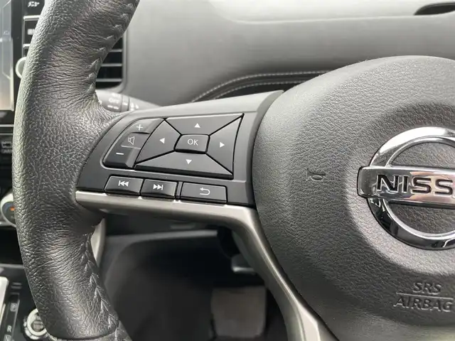 日産 セレナ ハイウェイスター Vセレクション 福島県 2018(平30)年 9.5万km ダイヤモンドブラック (株)IDOMが運営する【じしゃロン福島店】の自社ローン専用車両になります。こちらは現金またはオートローンご利用時の価格です。自社ローンご希望の方は別途その旨お申付け下さい/純正ＳＤナビ/アラウンドビューモニター/フルセグテレビ/フリップダウンモニター/クルーズコントロール/衝突軽減システム/パーキングアシスト/両側パワースライドドア/純正ドラレコ/コーナーセンサー/ハンズフリースライドドア/ＥＴＣ