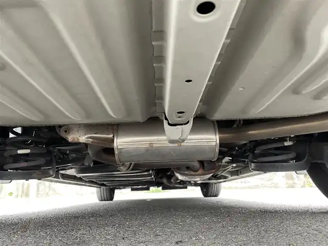 トヨタ ノア X 佐賀県 2015(平27)年 9.8万km ホワイトパールクリスタルシャイン 盗難防止装置/社外SDナビ/・TV/CD/DVD/バックカメラ/ステアリングスイッチ/オートライト/LEDライト/パワースライドドア/ワンタッチパワースライド/純正フロアマット/ETC/保証書/取扱説明書
