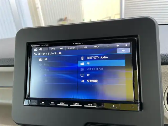 ホンダ Ｎ ＢＯＸ 石川県 2024(令6)年 0.6万km プラチナホワイトパール ホンダセンシング/社外メモリーナビ/CD/DVD/フルセグTV/バックカメラ/LEDヘッドライト/ETC/スマートキー/プッシュスタート/レーダークルーズ/ドライブレコーダー/シートヒーター/両側パワースライドドア/レーンキープ/オートライト/保証書