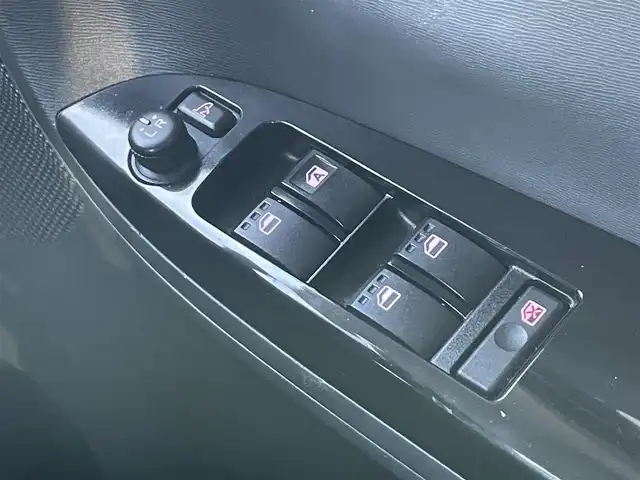 ダイハツ タント カスタム RS 静岡県 2015(平27)年 12.2万km パールホワイトⅢ 1オーナー /社外ナビ /地デジ/Bカメラ  /両側パワスラ/革巻きステアリング/ステアリングスイッチ/オートライト  /フォグランプ　/社外１４インチAW /スマートキー  /保証書　/取説