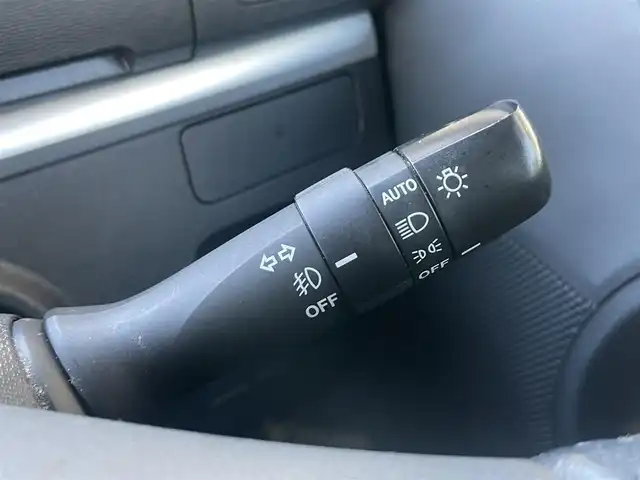 ダイハツ タント カスタム RS 静岡県 2015(平27)年 12.2万km パールホワイトⅢ 1オーナー /社外ナビ /地デジ/Bカメラ  /両側パワスラ/革巻きステアリング/ステアリングスイッチ/オートライト  /フォグランプ　/社外１４インチAW /スマートキー  /保証書　/取説
