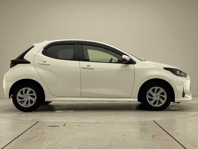 トヨタ ヤリス X 愛知県 2020(令2)年 5.3万km スーパーホワイトⅡ 衝突軽減システム/純正DAナビ/レーダークルーズコントロール/Bluetooth/バックカメラ/コーナーセンサー/オートマチックハイビーム/ドライブレコーダー/ETC/ステアリングスイッチ/スマートキー/プッシュスタート