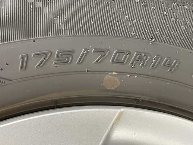 トヨタ ヤリス X 愛知県 2020(令2)年 5.3万km スーパーホワイトⅡ 衝突軽減システム/純正DAナビ/レーダークルーズコントロール/Bluetooth/バックカメラ/コーナーセンサー/オートマチックハイビーム/ドライブレコーダー/ETC/ステアリングスイッチ/スマートキー/プッシュスタート