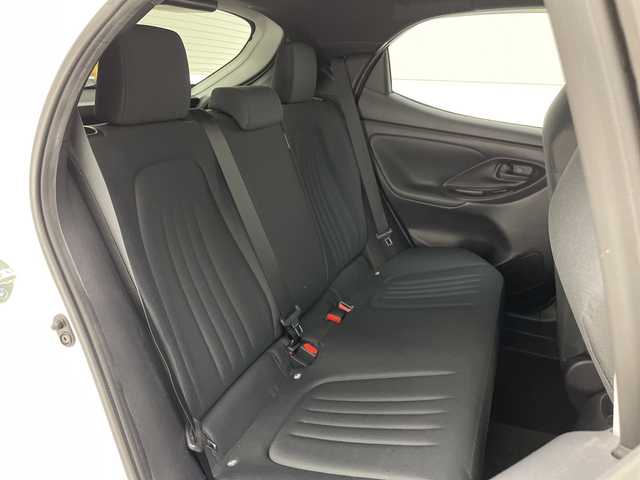 トヨタ ヤリス X 愛知県 2020(令2)年 5.3万km スーパーホワイトⅡ 衝突軽減システム/純正DAナビ/レーダークルーズコントロール/Bluetooth/バックカメラ/コーナーセンサー/オートマチックハイビーム/ドライブレコーダー/ETC/ステアリングスイッチ/スマートキー/プッシュスタート