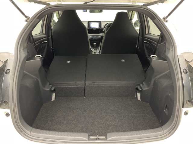 トヨタ ヤリス X 愛知県 2020(令2)年 5.3万km スーパーホワイトⅡ 衝突軽減システム/純正DAナビ/レーダークルーズコントロール/Bluetooth/バックカメラ/コーナーセンサー/オートマチックハイビーム/ドライブレコーダー/ETC/ステアリングスイッチ/スマートキー/プッシュスタート