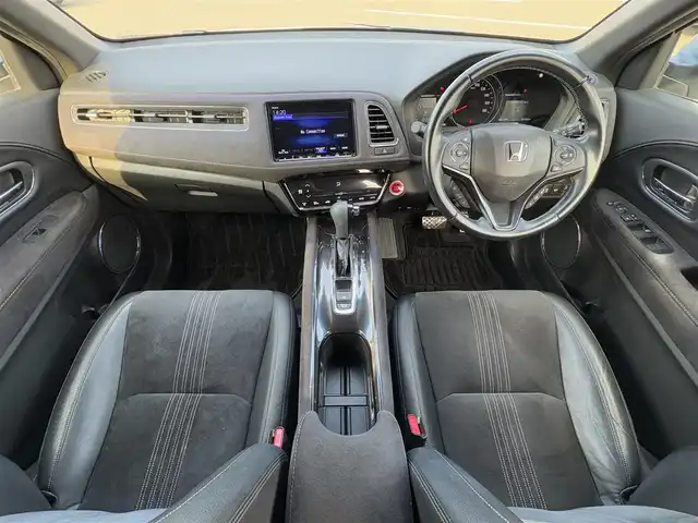 ホンダ ヴェゼル RS ホンダセンシング 大分県 2018(平30)年 8.8万km プラチナホワイトパール ・純正ナビ(CD/DVD/BT/SD/USB/HDMI)/・バックカメラ/・フルセグテレビ/・シートヒーター/・レーダークルーズコントロール/・ドライブレコーダー/・ETC/・ブレーキホールド/・アイドリングストップ/・ステアリングリモコン/・スマートキー/・プッシュスタートボタン