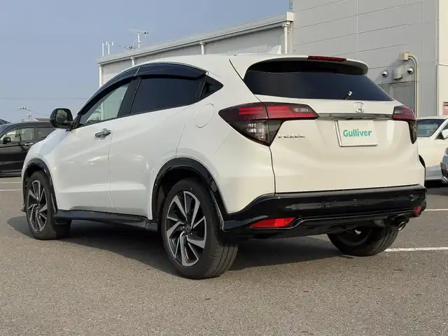 ホンダ ヴェゼル RS ホンダセンシング 大分県 2018(平30)年 8.8万km プラチナホワイトパール ・純正ナビ(CD/DVD/BT/SD/USB/HDMI)/・バックカメラ/・フルセグテレビ/・シートヒーター/・レーダークルーズコントロール/・ドライブレコーダー/・ETC/・ブレーキホールド/・アイドリングストップ/・ステアリングリモコン/・スマートキー/・プッシュスタートボタン