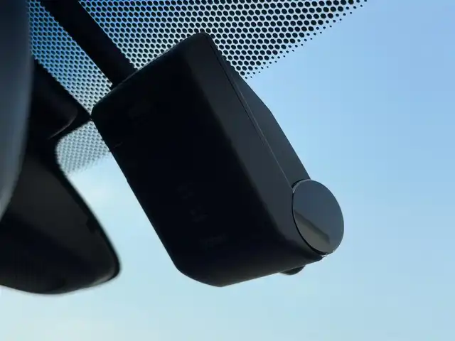 ホンダ ヴェゼル RS ホンダセンシング 大分県 2018(平30)年 8.8万km プラチナホワイトパール ・純正ナビ(CD/DVD/BT/SD/USB/HDMI)/・バックカメラ/・フルセグテレビ/・シートヒーター/・レーダークルーズコントロール/・ドライブレコーダー/・ETC/・ブレーキホールド/・アイドリングストップ/・ステアリングリモコン/・スマートキー/・プッシュスタートボタン