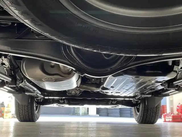 トヨタ ランドクルーザー ２５０ VX 滋賀県 2024(令6)年 0.1万km プラチナホワイトパールマイカ 純正12.3インチナビ/【Bluetooth/フルセグTV/USB/HDMI/Miracast】/レザーシート/全方位カメラ/サンルーフ/レーダークルーズコントロール/レーントレーシングアシスト/プリクラッシュセーフティ/ブラインドスポットモニター/クリアランスソナー/LEDヘッドライト/オートマチックハイビーム/D/Nパワーシート/D/Nシートヒーター/D/Nシートベンチレーション/ステアリングヒーター/デジタルインナーミラー/前後ドライブレコーダー/ビルトインETC2.0/パワーバックドア/WAC/センターデフロック/プッシュスタート/スマートキー/ステアリングリモコン