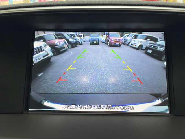 日産 シーマ ハイブリッド VIP G 福岡県 2014(平26)年 17.2万km ガーネットブラック 純正メーカーナビ/（AM/FM/CD/DVD/AUX/ワンセグTV）/横滑り防止/クルーズコントロール追従あり/後部座席用モニター×2/パワーシート（運転席/助手席）/BOSEスピーカー/サンルーフ/シートメモリー/シートクーラー（全席）/シートヒーター（全席）/ETC/プッシュスタート/ドライブレコーダー前/純正フロアマット/純正アルミホイール/オッドマン（助手席）/オートライト/フォグランプ/電格ミラー/取扱説明書/スペアキー×１