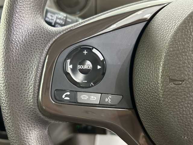 ホンダ Ｎ ＢＯＸ L 栃木県 2022(令4)年 2.4万km プラチナホワイトパール 純正ナビ/(CD/DVD/フルセグTV/Bluetooth/SD/USB)/バックカメラ/禁煙車/スマートキー/ホンダセンシング/両側パワースライドドア/純正ドライブレコーダー/純正LEDライト/純正フロアマット/ETC/オートライト/横滑り防止装置