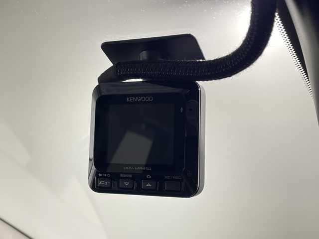 日産 オーラ G レザーエディション 神奈川県 2021(令3)年 1.7万km オーロラフレアブルーパール BOSEパーソナルプラスプレミアムサウンド/コネクトナビゲーションシステム/9型ディスプレイオーディオ/メモリーナビ/Bluetooth　USB　HDMI　/プロパイロット/インテリジェントアラウンドビューモニター/インテリジェントルームミラー/全方位運転支援システム/インテリジェントエマージェンシーブレーキ/踏み間違い衝突防止アシスト/標識検知機能/前方衝突予測機能/車線逸脱警報/ふらつき警報/オートハイビーム/車線逸脱防止支援システム/エマージェンシーストップシグナル/後側方衝突防止支援システム/後側方車両検知警報/後退時車両検知機能/ワイヤレス充電/純正ビルトインETC2.0/SOSコール/革シート/革巻きステアリング/ECO/SPORTモード/電動パーキングブレーキ/オートブレーキホールド/純正前後ドライブレコーダー/プッシュスタート/インテリジェントキー/アダブティブLEDヘッドライト/LEDフロントフォグランプ/オートライト/純正フロント/リアスポイラー/純正17インチアルミホイール/電格ウインカーミラー/スペアキー