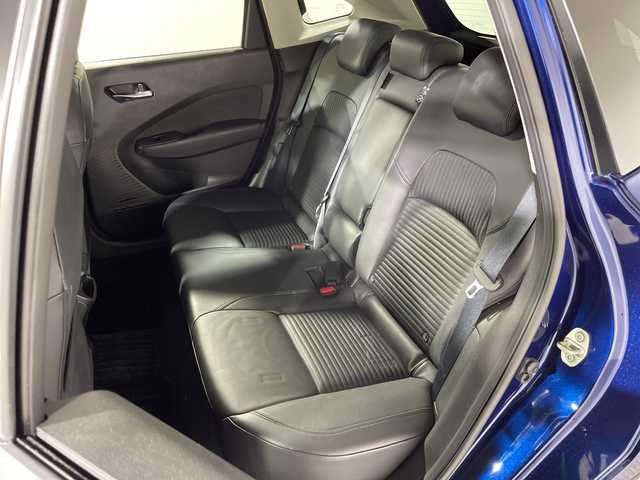 日産 オーラ G レザーエディション 神奈川県 2021(令3)年 1.7万km オーロラフレアブルーパール BOSEパーソナルプラスプレミアムサウンド/コネクトナビゲーションシステム/9型ディスプレイオーディオ/メモリーナビ/Bluetooth　USB　HDMI　/プロパイロット/インテリジェントアラウンドビューモニター/インテリジェントルームミラー/全方位運転支援システム/インテリジェントエマージェンシーブレーキ/踏み間違い衝突防止アシスト/標識検知機能/前方衝突予測機能/車線逸脱警報/ふらつき警報/オートハイビーム/車線逸脱防止支援システム/エマージェンシーストップシグナル/後側方衝突防止支援システム/後側方車両検知警報/後退時車両検知機能/ワイヤレス充電/純正ビルトインETC2.0/SOSコール/革シート/革巻きステアリング/ECO/SPORTモード/電動パーキングブレーキ/オートブレーキホールド/純正前後ドライブレコーダー/プッシュスタート/インテリジェントキー/アダブティブLEDヘッドライト/LEDフロントフォグランプ/オートライト/純正フロント/リアスポイラー/純正17インチアルミホイール/電格ウインカーミラー/スペアキー