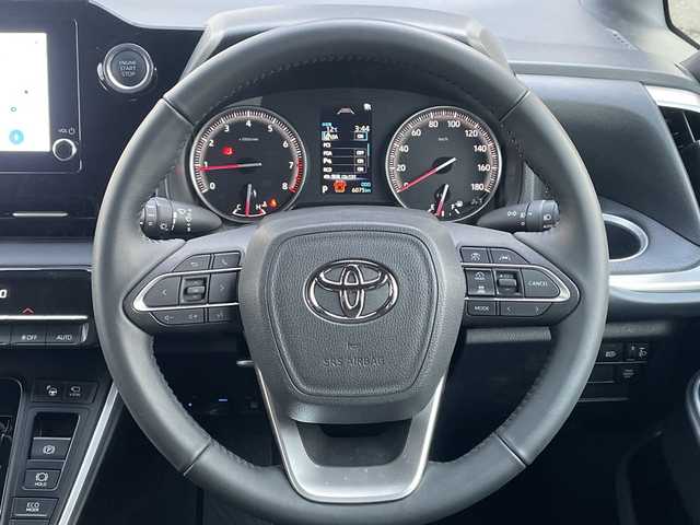 トヨタ ノア S－G 神奈川県 2022(令4)年 0.6万km アティチュードブラックマイカ ワンオーナー/サイドリフトアップチルトシート装着車(リモコン付)/純正ナビ(BT/USB/ラジオ)/フルセグTV/DVDデッキ/パノラマビューモニター/トヨタセーフティセンス/パーキングアシスト/レーンキープアシスト/左側パワースライドドア/クリアランスソナー/ビルトインETC2.0/スマートキー　2本/LEDヘッドライト/フォグランプ/保証書/取扱説明書