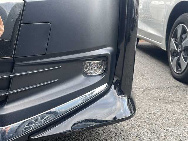 トヨタ ノア S－G 神奈川県 2022(令4)年 0.6万km アティチュードブラックマイカ ワンオーナー/サイドリフトアップチルトシート装着車(リモコン付)/純正ナビ(BT/USB/ラジオ)/フルセグTV/DVDデッキ/パノラマビューモニター/トヨタセーフティセンス/パーキングアシスト/レーンキープアシスト/左側パワースライドドア/クリアランスソナー/ビルトインETC2.0/スマートキー　2本/LEDヘッドライト/フォグランプ/保証書/取扱説明書