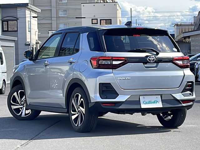 トヨタ ライズ Z 道北・旭川 2020(令2)年 1.9万km ブラックマイカメタリック/ブライトシルバーメタリック ・４WD/・ディスプレイオーディオ/・Apple CarPlay/・全方位カメラ/・前席シートヒーター/・社外16アルミ/・横滑り防止装置/・オートライト/・コーナーセンサー/・ドライブレコーダー/・アイドリングストップ/・スペアスマートキー