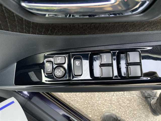 日産 ルークス ハイウェイスター 静岡県 2012(平24)年 3.3万km ミステリアスバイオレットパール (株)IDOMが運営する【じしゃロン焼津店】の自社ローン専用車両になります。こちらは現金またはオートローンご利用時の価格です。自社ローンご希望の方は別途その旨お申付け下さい/【じしゃロン個店占有の為　落札禁止】/片側パワースライドドア /社外オーディオ/CD/ラジオ/AUX/プッシュスタート /スマートキー/スペアキー/HIDヘッドライト/オートライト/フォグライト