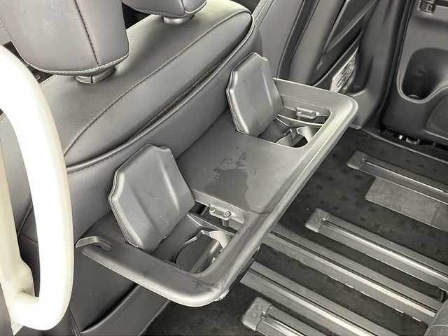 日産 セレナ ハイウェイスター V 新潟県 2023(令5)年 4.4万km ダイヤモンドブラック 純正ナビ/フルセグTV/アラウンドビューモニター/Bluetooth/USB//ビルトインETC２．０/プロパイロット/インテリジェントクルーズコントロール/インテリジェントルームミラー/パドルシフト/BSM/LEDヘッドライト/スペアキー1本/保証書/取扱説明書