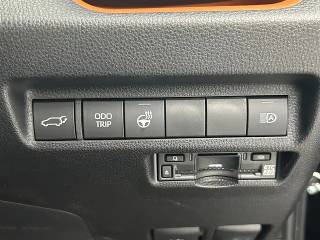 トヨタ ＲＡＶ４ アドベンチャー 大分県 2024(令6)年 0.4万km アティチュードブラックマイカ サンルーフ/ルーフレール/TRDフロントロアガーニッシュ/TRDフロントバンパーガーニッシュ（LED付）/10.5インチディスプレイオーディオ（コネクティッドナビ対応）Plus/【AM/FM/Bluetooth/フルセグTV/USB】/バックカメラ/ビルトインETC2.0 /デジタルインナーミラー/パワーバックドア/パワーシート（運転席）/シートヒーター（運転席/助手席）/ハンドルヒーター/トヨタセーフティセンス/衝突軽減ブレーキ/クルーズコントロール（追従有）/レーンキープアシスト/オートライト/LEDヘッドライド/プッシュスタート/スマートキー