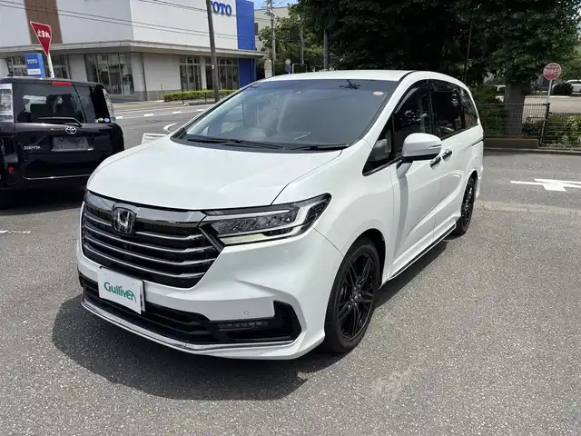 ホンダ オデッセイ ハイブリッド e:HEVアブソルート EX 神奈川県 2022(令4)年 1万km プラチナホワイトパール ワンオーナー/メモリナビ/フルセグテレビ/フリップダウンモニター/クルーズコントロール/ドアバイザー/両側パワースライドドア/ETC2.0