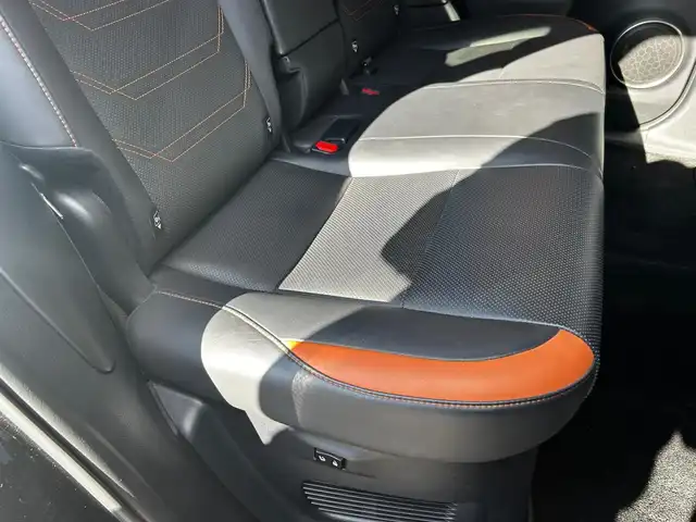 レクサス ＮＸ 300 バージョンL 富山県 2020(令2)年 6.6万km グラファイトブラックガラスフレーク 純正SDナビ/Bluetooth接続/フルセグテレビ/AM/FMラジオ/Miracast/黒革シート/サンルーフ/ACC/ブラインドスポットモニター/全席シートヒーター　/D/N席エアシート　/D/N席パワーシート/後席パワーリクライニング　/パワーバックドア　/ステアリングヒーター　/純正１８インチＡＷ/衝突軽減/盗難防止/コーナーセンサー/パークアシスト