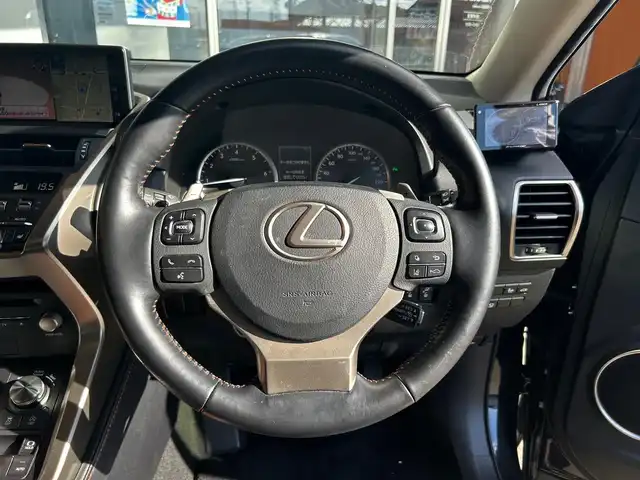 レクサス ＮＸ 300 バージョンL 富山県 2020(令2)年 6.6万km グラファイトブラックガラスフレーク 純正SDナビ/Bluetooth接続/フルセグテレビ/AM/FMラジオ/Miracast/黒革シート/サンルーフ/ACC/ブラインドスポットモニター/全席シートヒーター　/D/N席エアシート　/D/N席パワーシート/後席パワーリクライニング　/パワーバックドア　/ステアリングヒーター　/純正１８インチＡＷ/衝突軽減/盗難防止/コーナーセンサー/パークアシスト