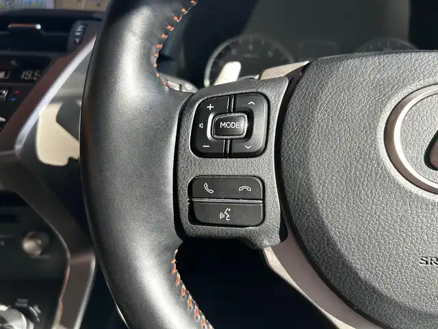 レクサス ＮＸ 300 バージョンL 富山県 2020(令2)年 6.6万km グラファイトブラックガラスフレーク 純正SDナビ/Bluetooth接続/フルセグテレビ/AM/FMラジオ/Miracast/黒革シート/サンルーフ/ACC/ブラインドスポットモニター/全席シートヒーター　/D/N席エアシート　/D/N席パワーシート/後席パワーリクライニング　/パワーバックドア　/ステアリングヒーター　/純正１８インチＡＷ/衝突軽減/盗難防止/コーナーセンサー/パークアシスト