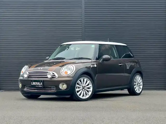 ＭＩＮＩ ミニ 50 メイフェア 山梨県 2010(平22)年 6.9万km 茶 限定車/MT車　/純正スタッドレスAW /茶革/ユーザー買取/シートヒーター/ＬＥＤヘッドライト（変更）/革巻きステアリング/ＡＵＸ/ラジオ/ＥＴＣ