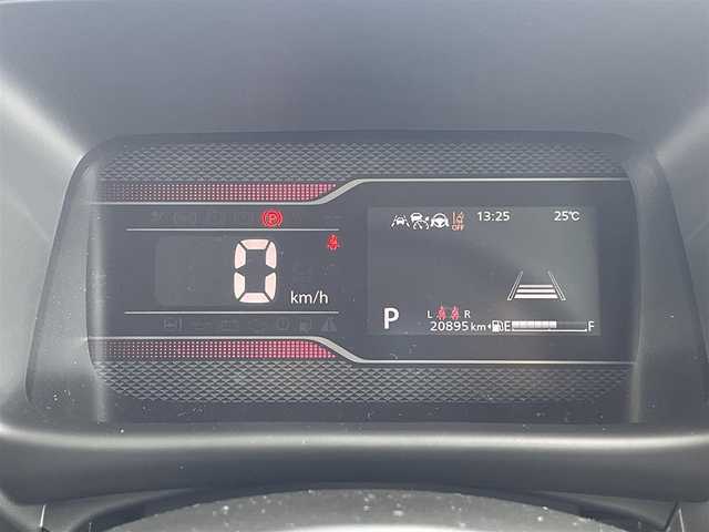 スズキ スペーシア カスタム HYBRID XS ターボ 福岡県 2024(令6)年 2.1万km ピュアホワイトパール/ブラック2トーン ワンオーナー/純正メモリナビゲーション/（フルセグTV/BT/Applecarplay）/全方位モニター/スリムサーキュレーター/ドライブレコーダー/デュアルセンサーブレーキサポートII/レーンキープアシスト/ブレーキホールド/LEDライト/フォグLEDライト/ビルトインETC/ハーフレザーシート/シートヒーター（D＋N）/本革ステアリング/ヒーター/2列目オットマン/両側パワースライドドア/エアバック（W＋サイド）/カーテンエアバック/純正15インチアルミホイール/アイドリングストップ/横滑り防止機能/フロアマット/荷室フロアマット/ドアバイザー/取扱説明書/新車保証書