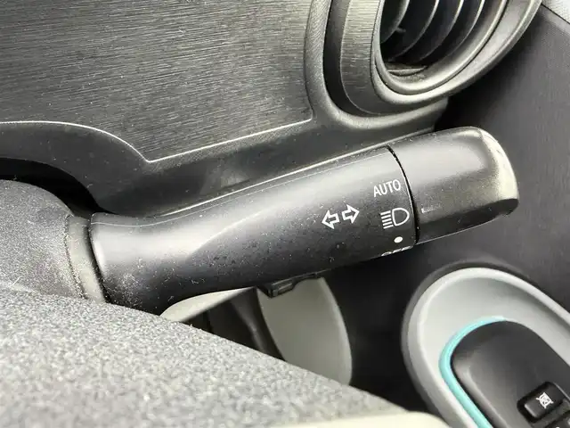 トヨタ アクア S 愛知県 2012(平24)年 5.2万km クールソーダメタリック 純正7インチナビ/ワンセグTV/Bluetooth/横滑り防止装置/オートライト/ETC/プッシュスタート/スマートキー