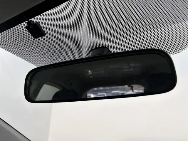 トヨタ アクア S 愛知県 2012(平24)年 5.2万km クールソーダメタリック 純正7インチナビ/ワンセグTV/Bluetooth/横滑り防止装置/オートライト/ETC/プッシュスタート/スマートキー