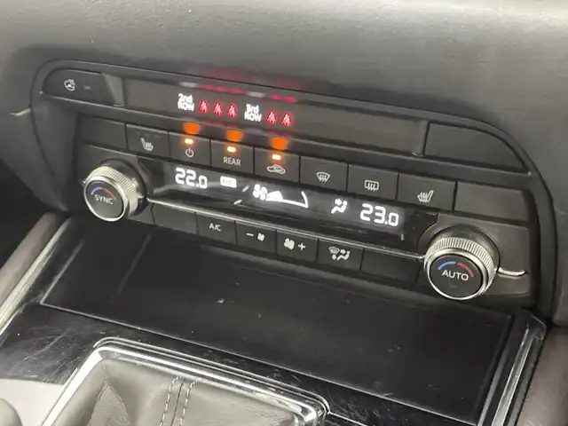 マツダ ＣＸ－８ XD プロアクティブ 新潟県 2019(平31)年 6.7万km マシーングレープレミアムM 4WD/純正メーカーOPナビ/衝突軽減ブレーキ/レーダークルーズコントロール/電動リアゲート/ETC/コーナーセンサー/前席シートヒーター/ステアリングヒーター/オートライト/LEDヘッドライト/純正ラバーフロアマット/オートドアミラー/ステアリングスイッチ/プッシュスタート/革調シートカバー/リアサンシェード