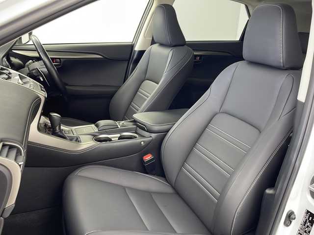 レクサス ＮＸ 300h Iパッケージ 岐阜県 2019(令1)年 5.5万km ソニッククォーツ パノラマルーフ/HUD/純正SDナビ/CD/DVD/SD/USB/Miracast/フルセグTV/パノラミックビューモニター/ETC2.0/純正ドラレコ/レクサスセーフティシステム/プリクラッシュセーフティ/レーントレーシングアシスト/レーダークルーズコントロール/アダブティブハイビーム/ブラインドスポットモニター/クリアランスソナー/黒レザーシート/前席パワーシート/前席シートヒーター/本革ステアリング/LEDヘッドライトシーケンシャル/純正17インチAW/保証書/取扱説明書/スマートキー/スペアキー