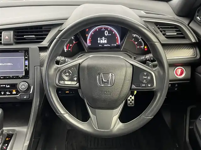 ホンダ シビック ハッチバック 埼玉県 2018(平30)年 2.7万km クリスタルブラックパール ホンダセンシング　純正ナビ　バックカメラ　ビルトインＥＴＣ　アダプティブクルーズコントロール　シートヒーター　ＨＤＭＩ　スマートキー　純正アルミホイール　オートライト　ＬＥＤライト　地デジフルセグ