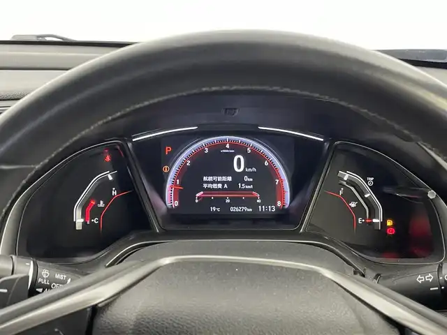 ホンダ シビック ハッチバック 埼玉県 2018(平30)年 2.7万km クリスタルブラックパール ホンダセンシング　純正ナビ　バックカメラ　ビルトインＥＴＣ　アダプティブクルーズコントロール　シートヒーター　ＨＤＭＩ　スマートキー　純正アルミホイール　オートライト　ＬＥＤライト　地デジフルセグ