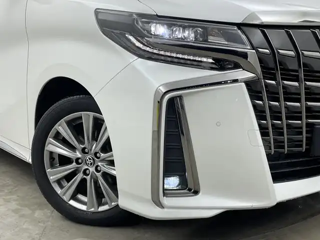 トヨタ アルファード S タイプゴールド 新潟県 2020(令2)年 5.4万km ホワイトパールクリスタルシャイン 純正メモリナビ/　フルセグTV/Bluetooth/CD/DVD/USB/トヨタセーフティセンス/・プリクラッシュセーフティ/・レーンディパーチャーアラート/・レーダークルーズコントロール/・オートマチックハイビーム/レーントレーシングアシスト/クリアランスソナー/パーキングサポートブレーキ/ロードサインアシスト/パワーバックドア/ハーフレザーシート/両側パワースライドドア/前後ドライブレコーダー/バックモニター/ビルトインETC2.0/横滑り防止装置/レザーステアリング/ステアリングスイッチ