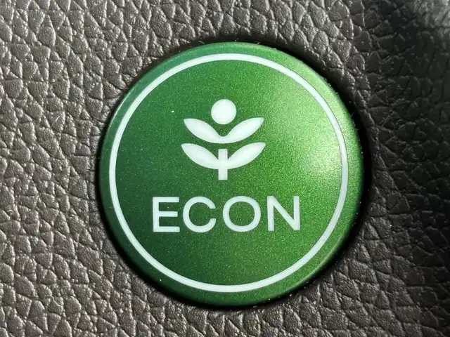 ホンダ Ｎ ＷＧＮ カスタム G ターボパッケージ 福岡県 2014(平26)年 9.1万km 白 純正ナビ／フルセグＴＶ　/バックカメラ　/ＥＴＣ　/クルーズコントロール　/シティブレーキアクティブシステム　/横滑り防止装置　/ＥＣＯＮ　/プッシュスタート　/パドルシフト　/ハーフレザーシート　/純正１５インチＡＷ